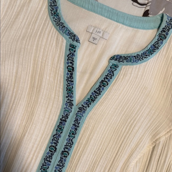 J jill White Tunic with Blue Embroidery - Picture 6 of 7